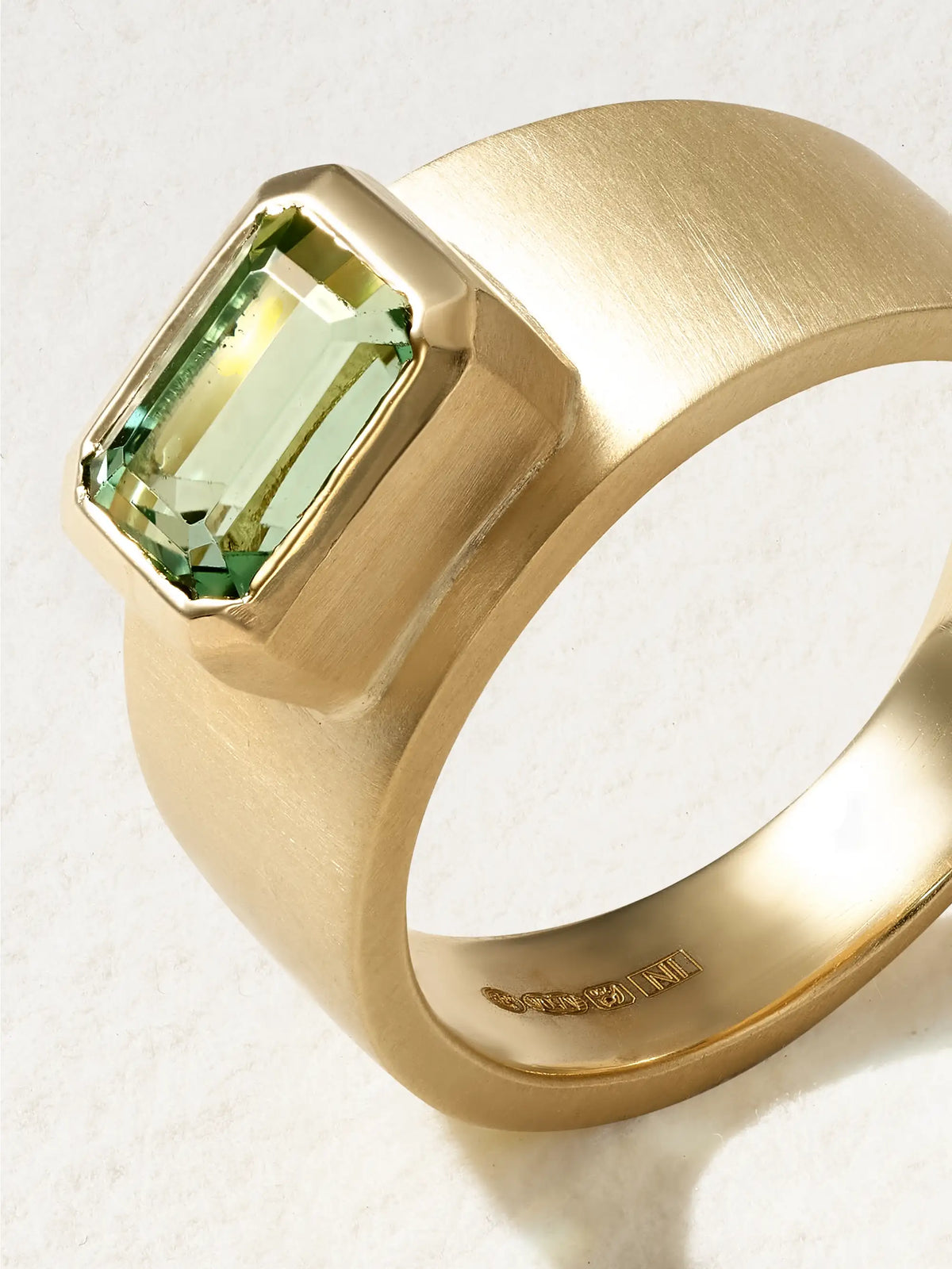 Gemmy Gem 18-karat Gold Tourmaline Ring