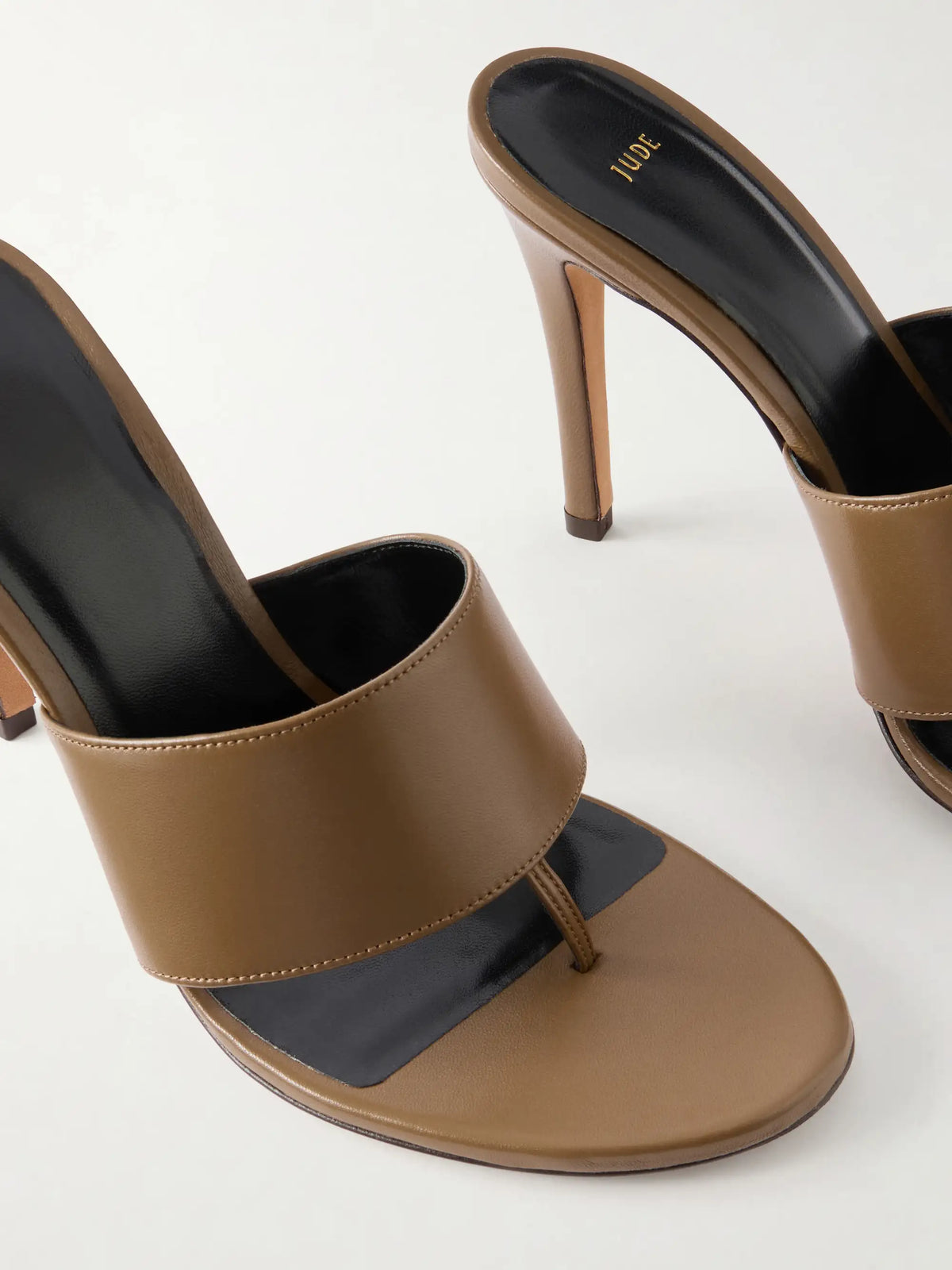 Snug Leather Thong Sandals