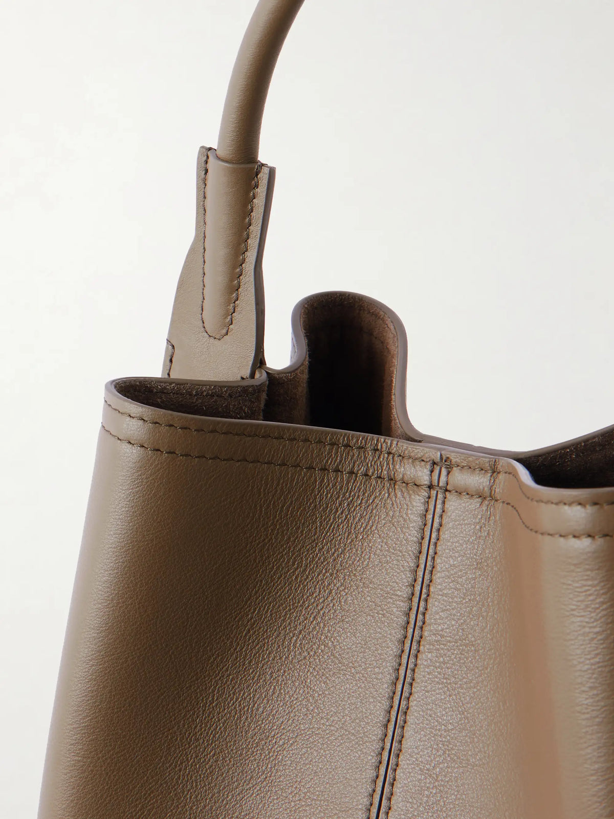 The Victoria Bucket Leather Shoulder Bag