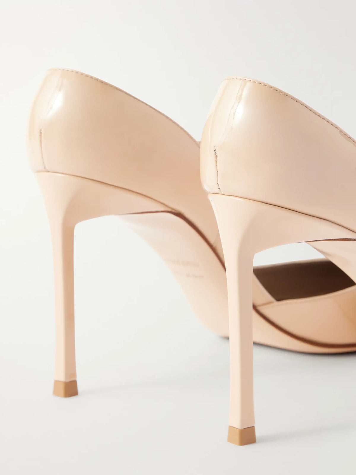 85 Patent Leather Pumps