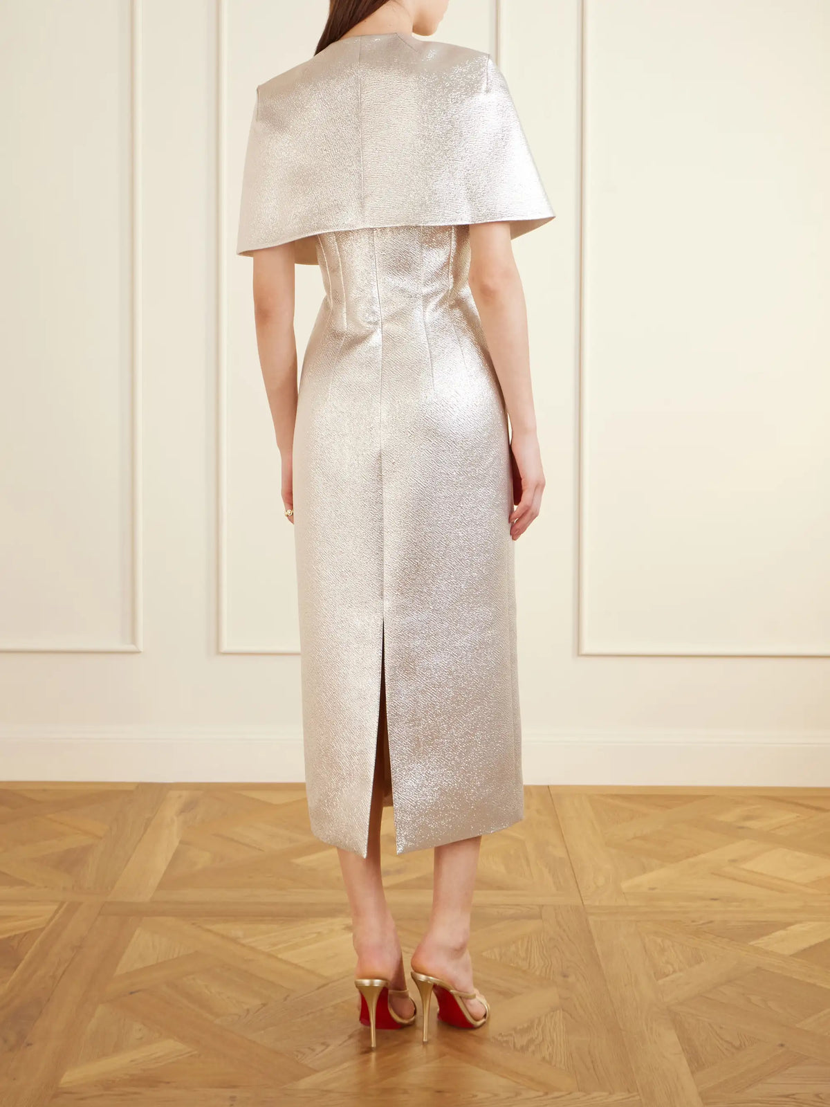 Domie Cloqué Metallic Cape