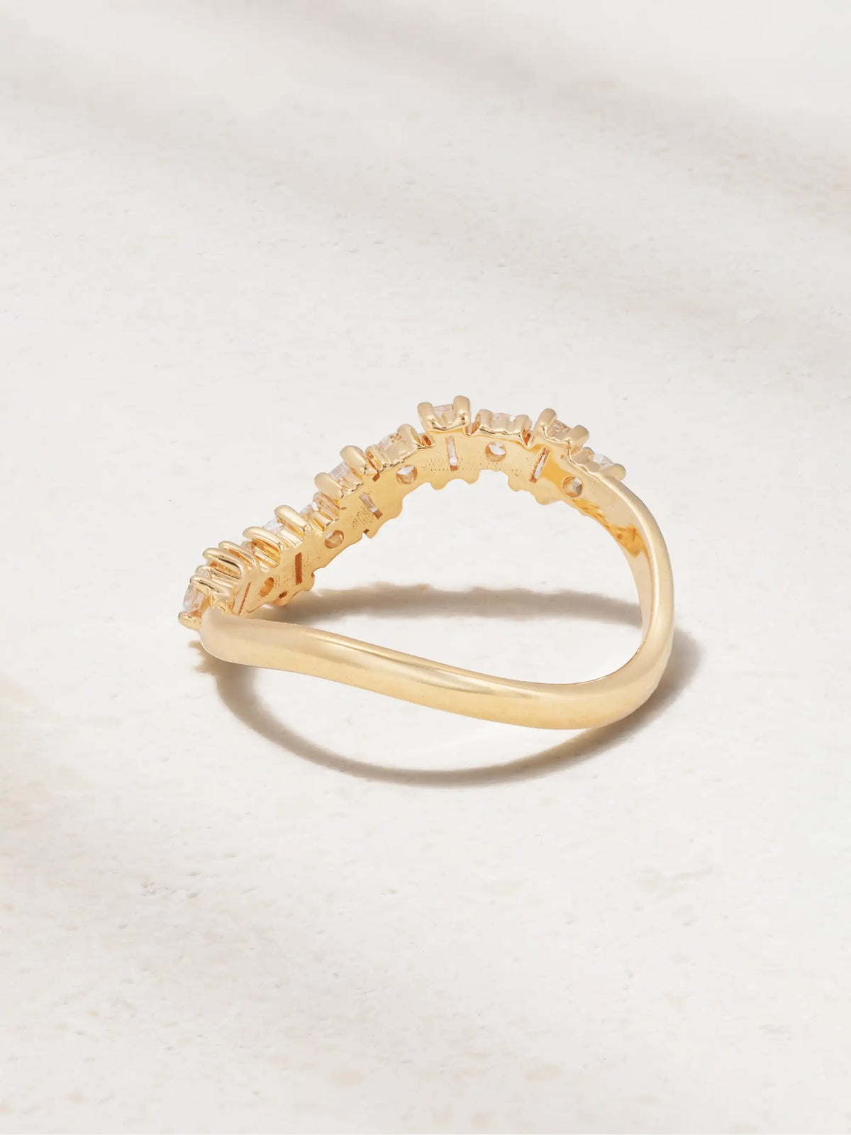 Wave 18-karat White Gold Diamond Ring