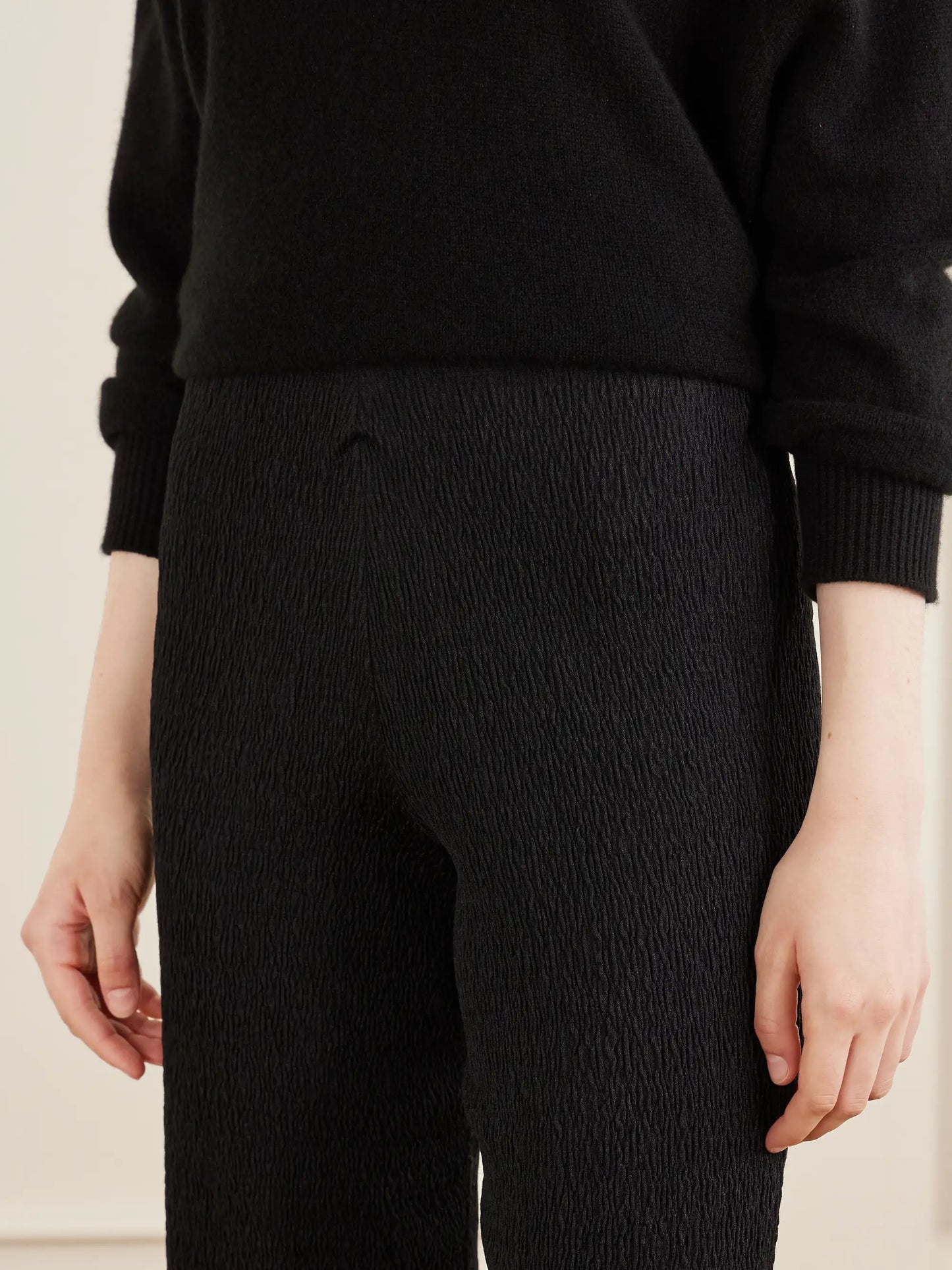 Omero Silk Plissé Capris