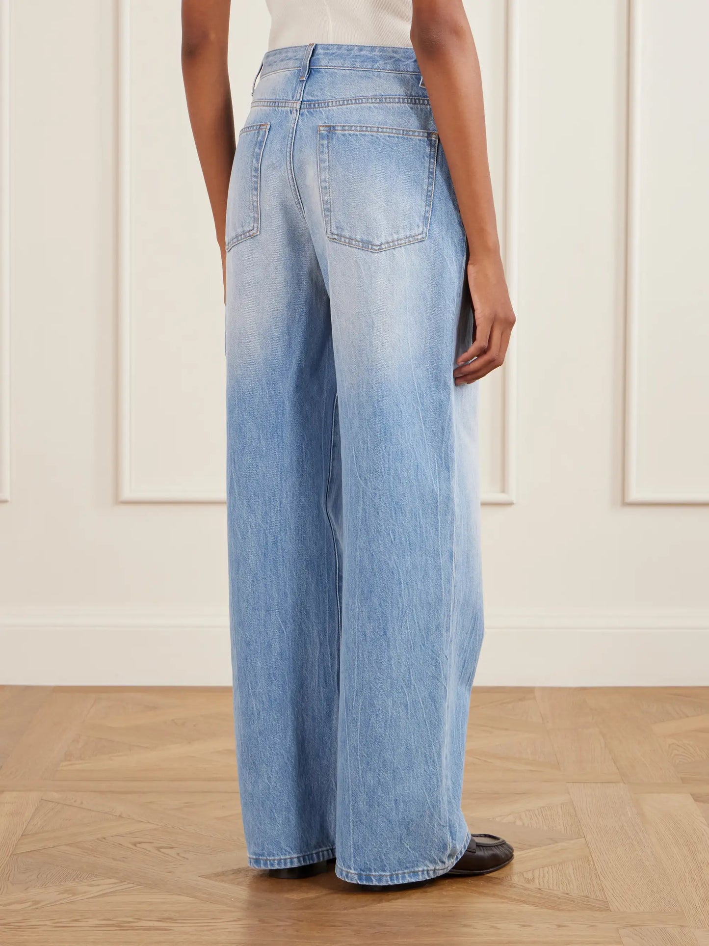 Eglitta Mid-rise Straight-leg Jeans