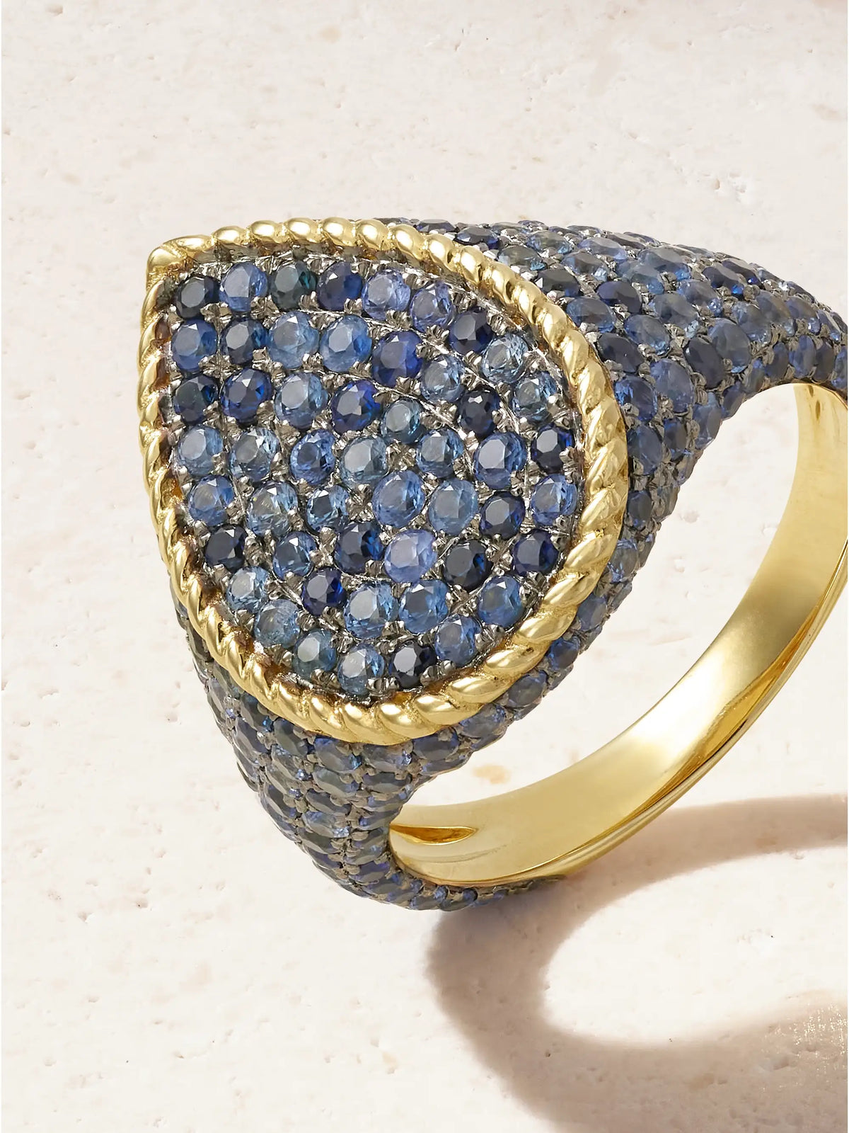 Poire 9-karat Gold Sapphire Ring