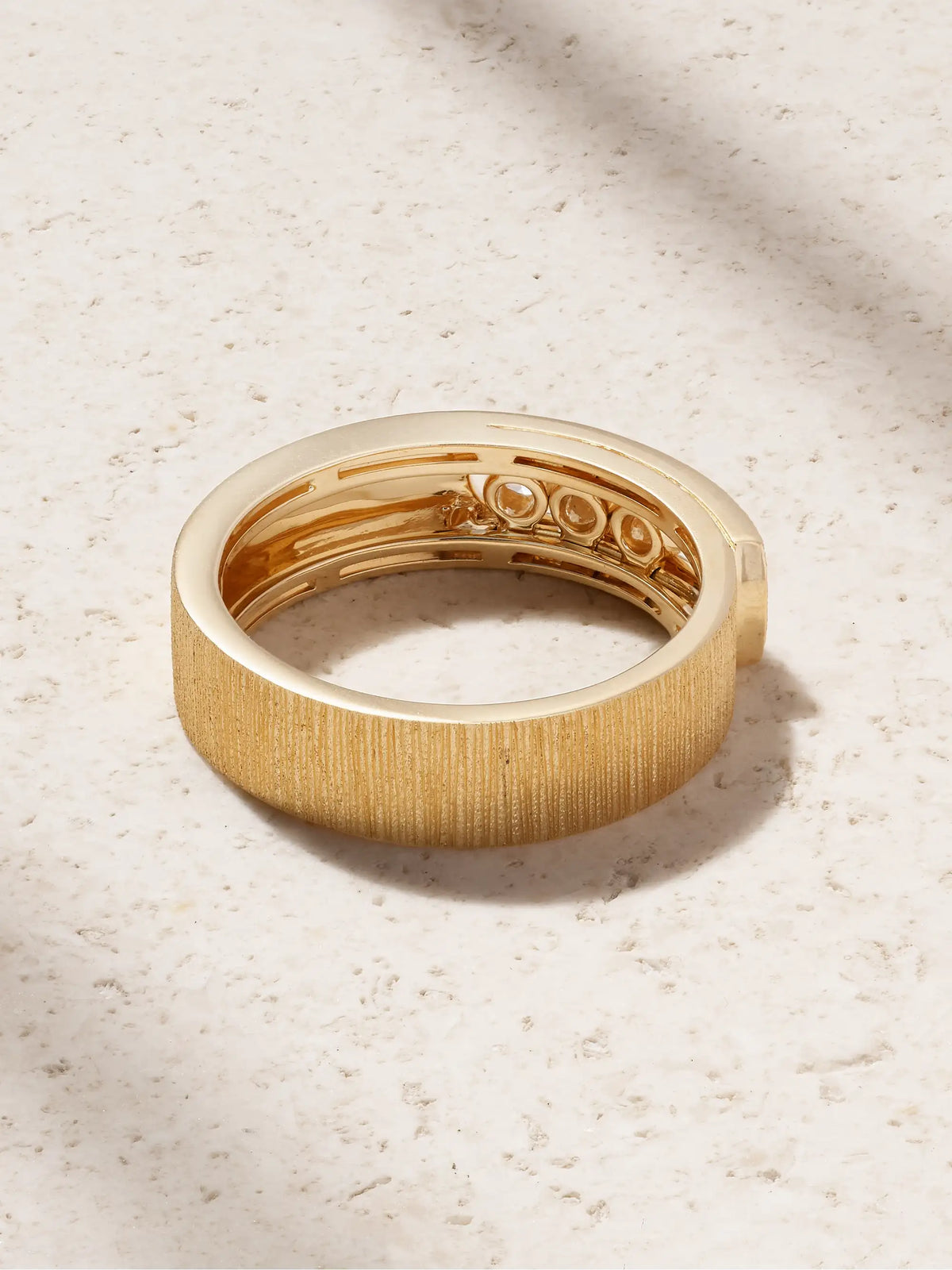 Move Noa Ciselé 18-karat Gold Diamond Ring
