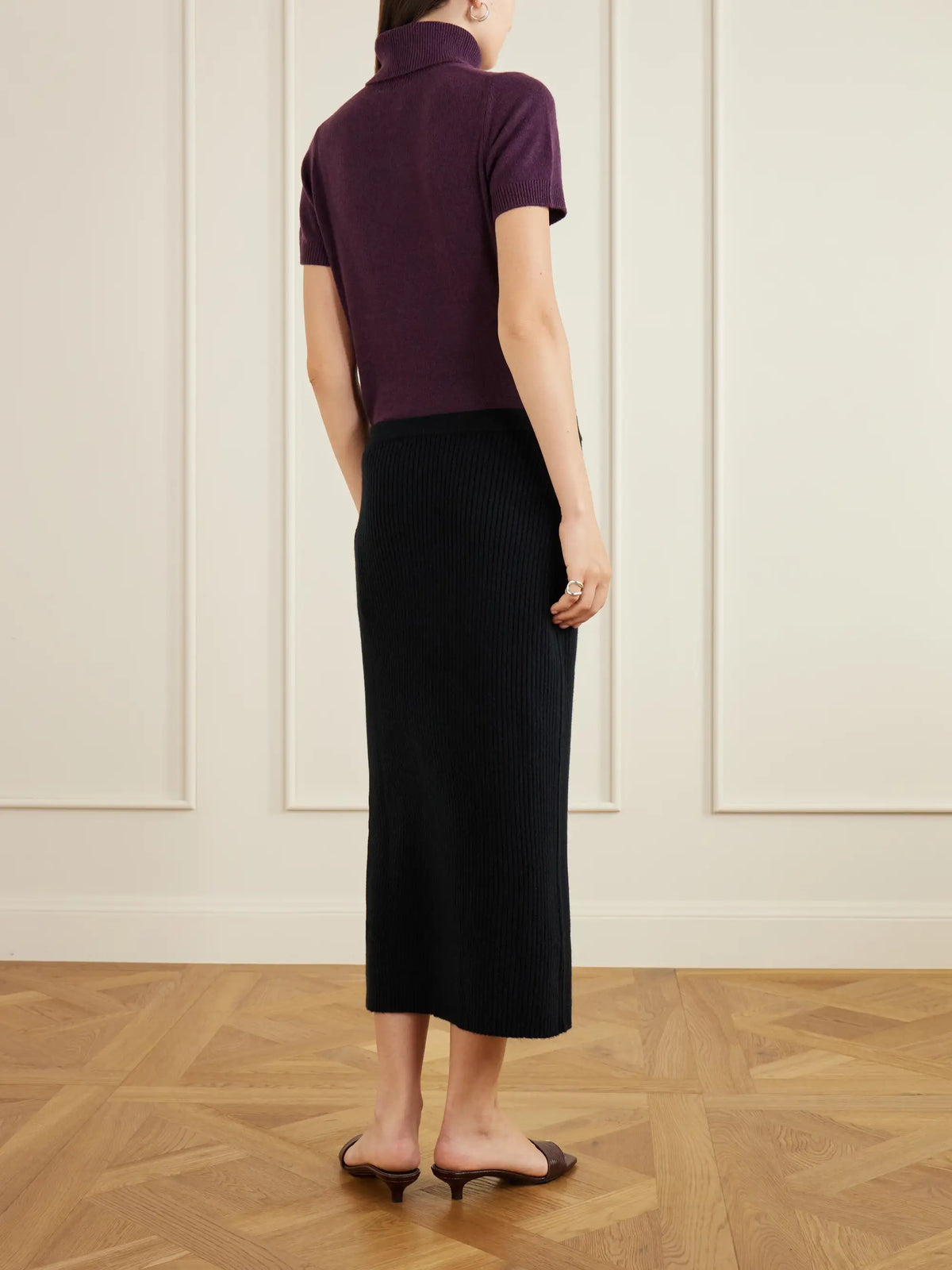 Allude Wool And Cashmere-blend Midi Skirt