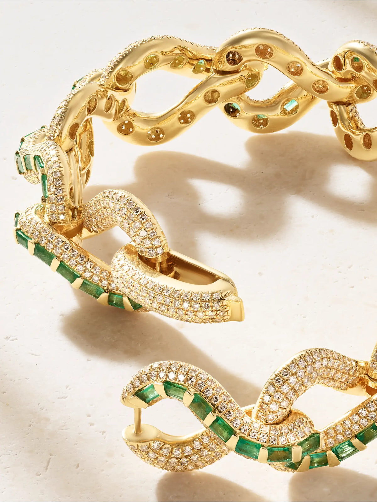Infinity Link 18-karat Gold Diamond And Emerald Bracelet