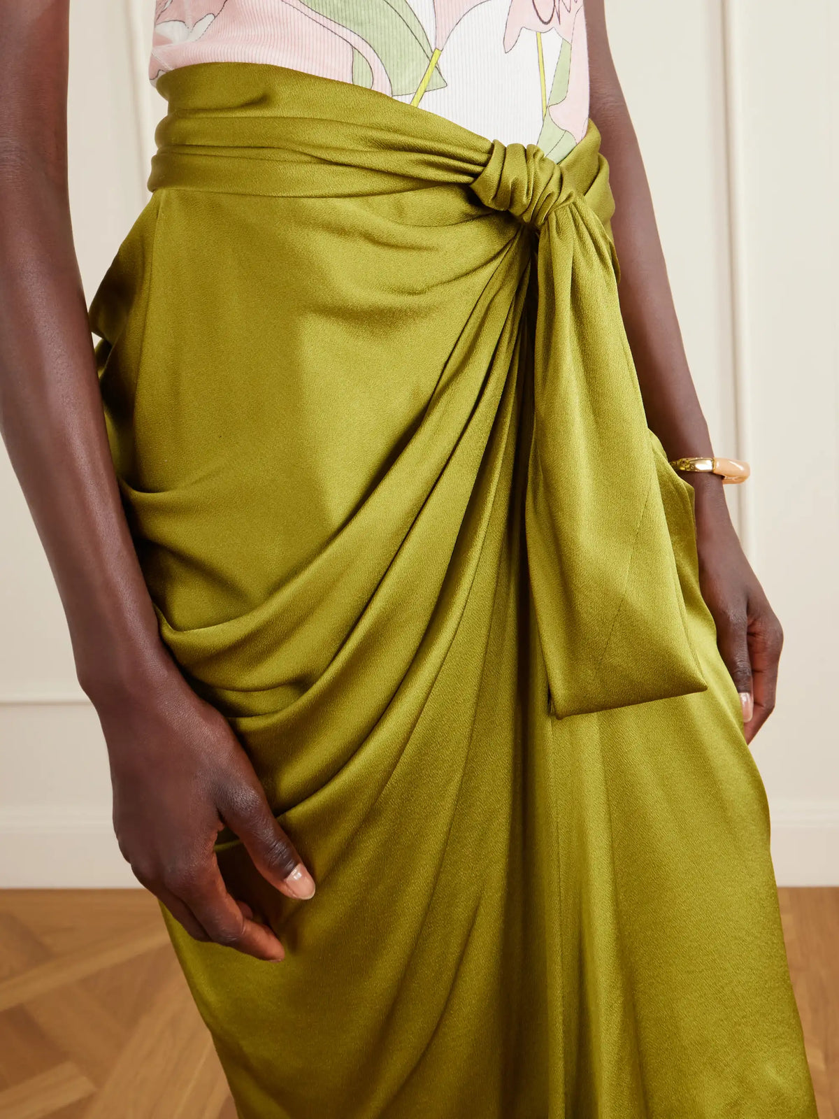 Twist-front Silk-crepe De Chine Midi Skirt