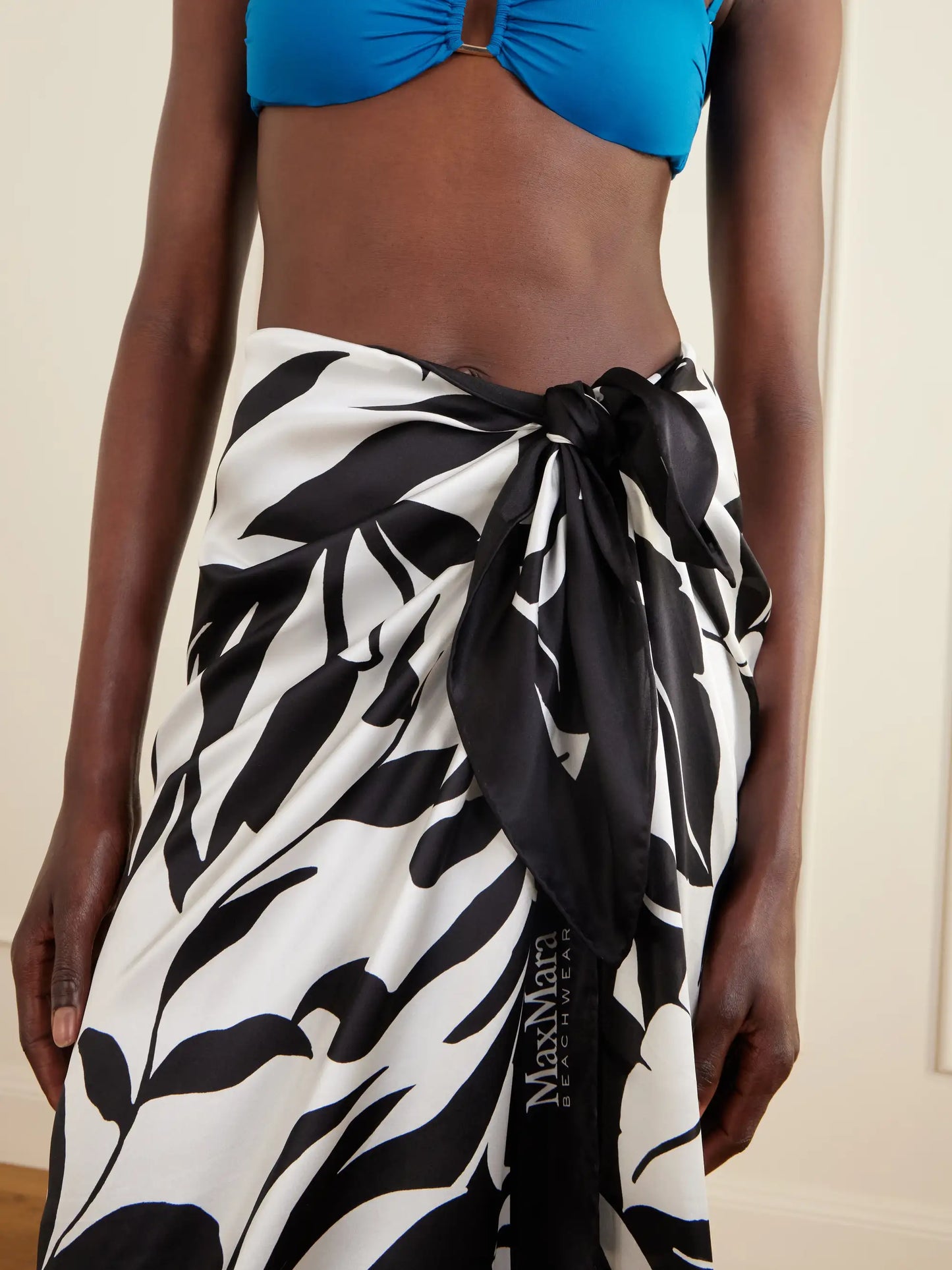 Beachwear Spuma Printed Silk Pareo