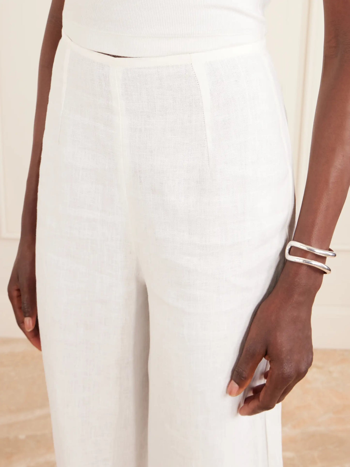 Syna Linen Straight-leg Pants