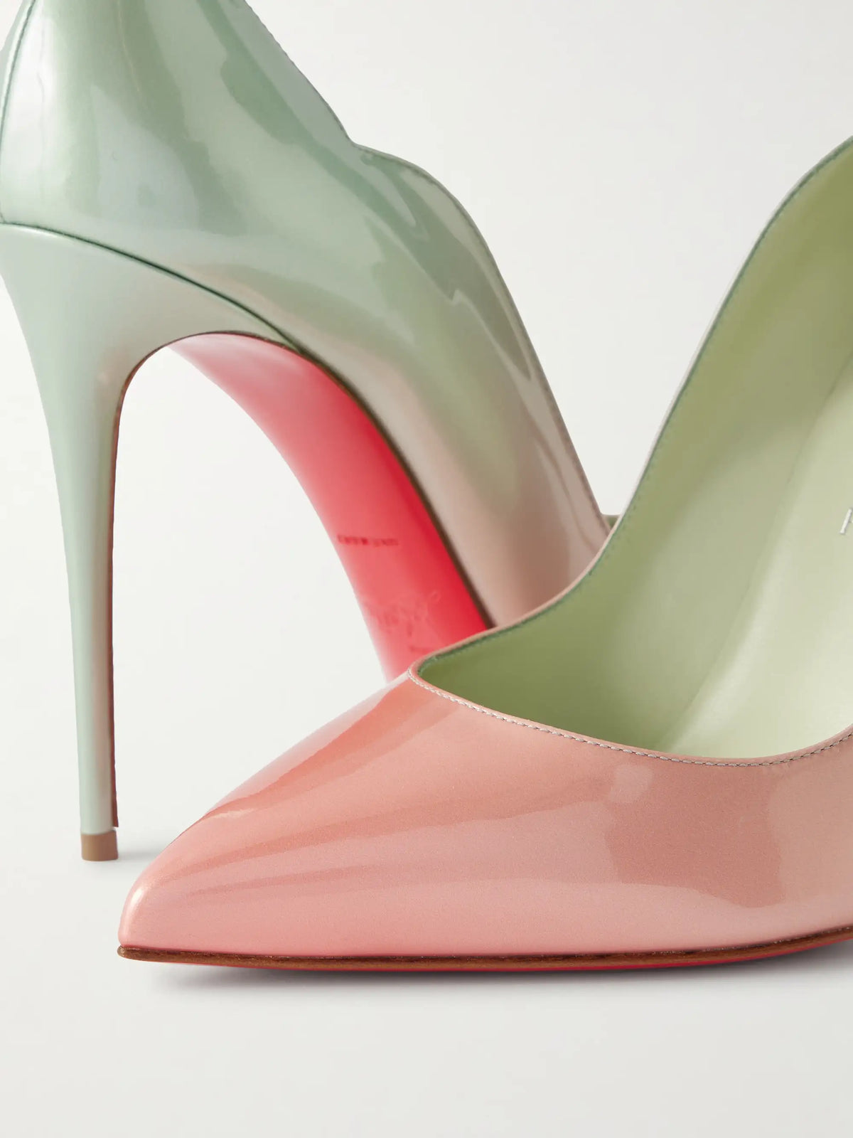Hot Chick 100 Dégradé Patent-leather Pumps
