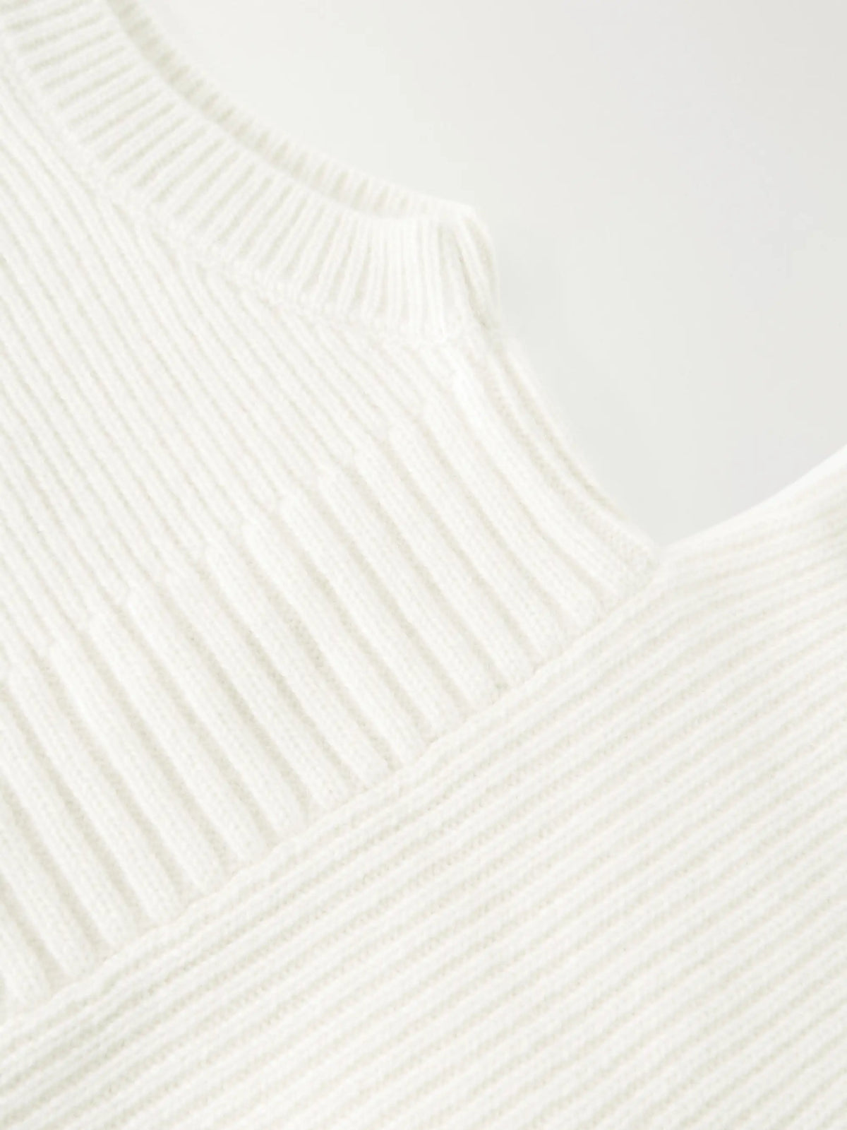 Arch4 August Ribbed Cashmere Snood