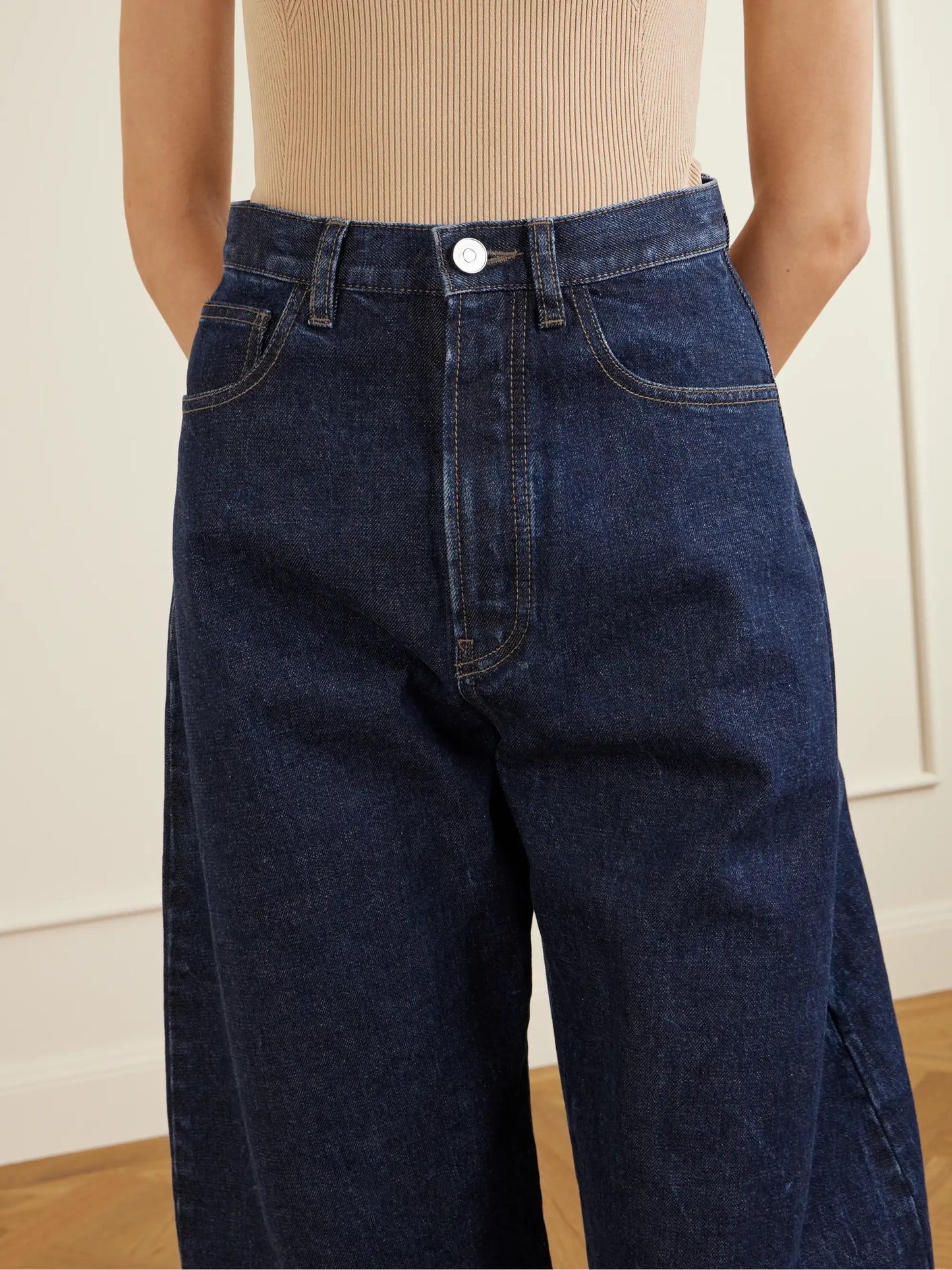 High-rise Barrel-leg Jeans