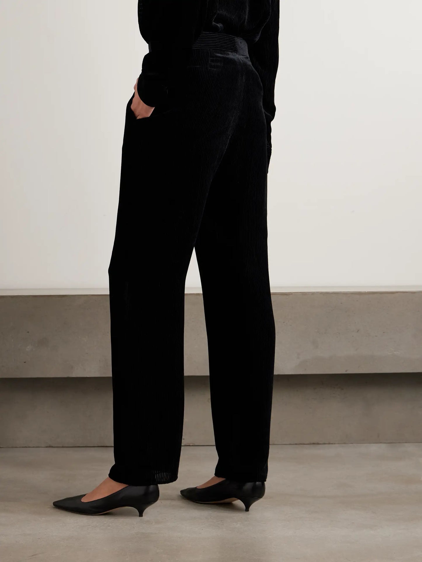Anker Ribbed Velvet Straight-leg Pants