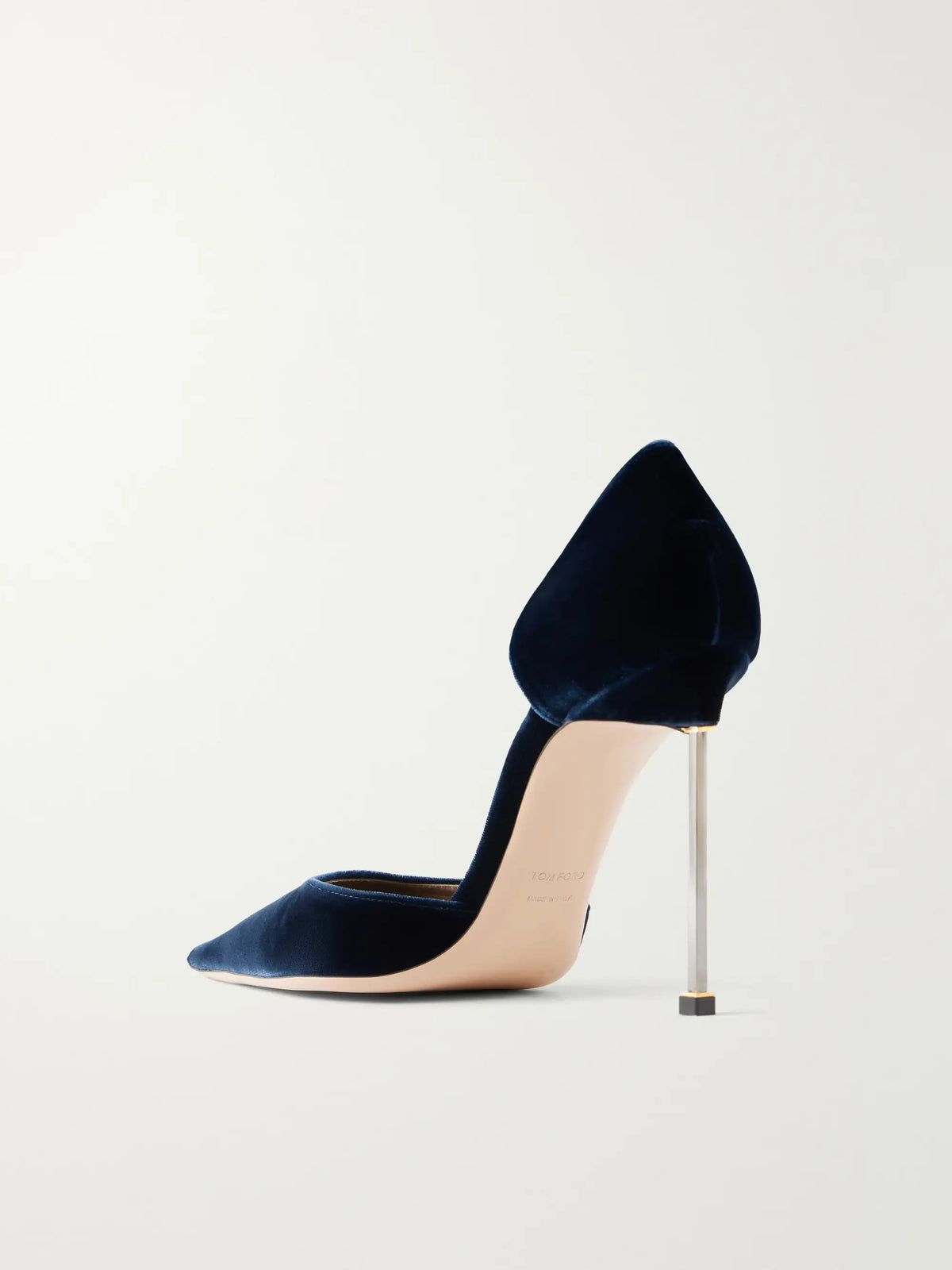 105 Velvet Pumps