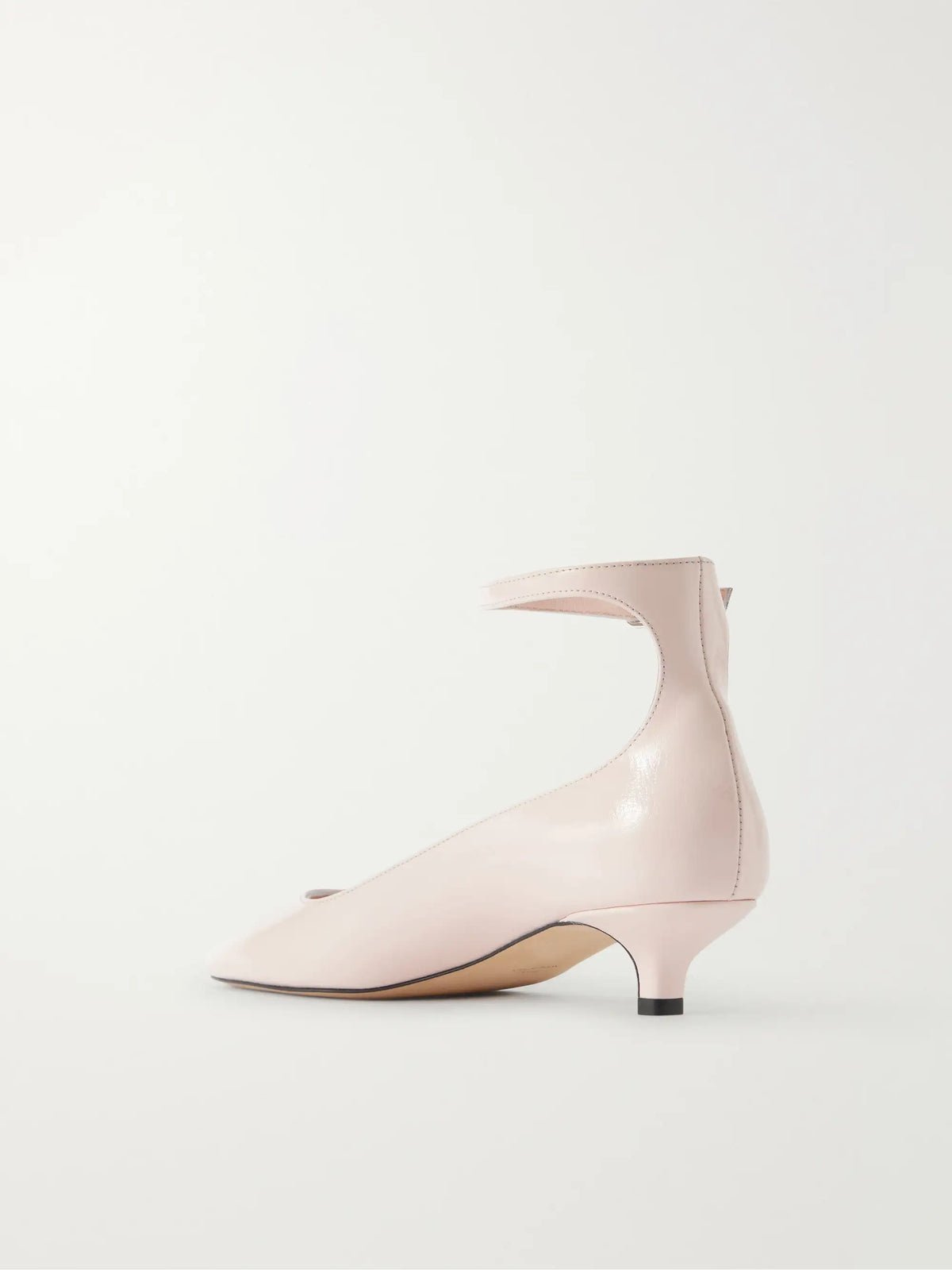 Glossed-leather Pumps