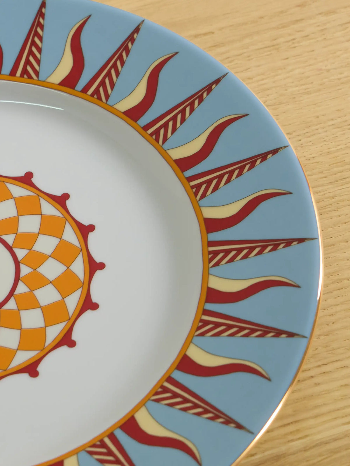 Gold-plated Porcelain Charger Plate