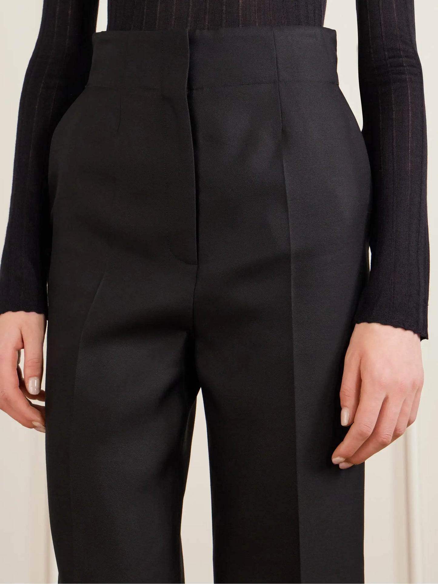 Raelle Wool And Silk-blend Straight-leg Shorts