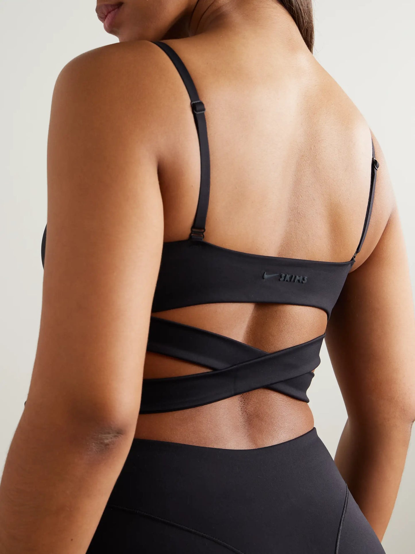 + Nike Wrap Front Bra - Obsidian