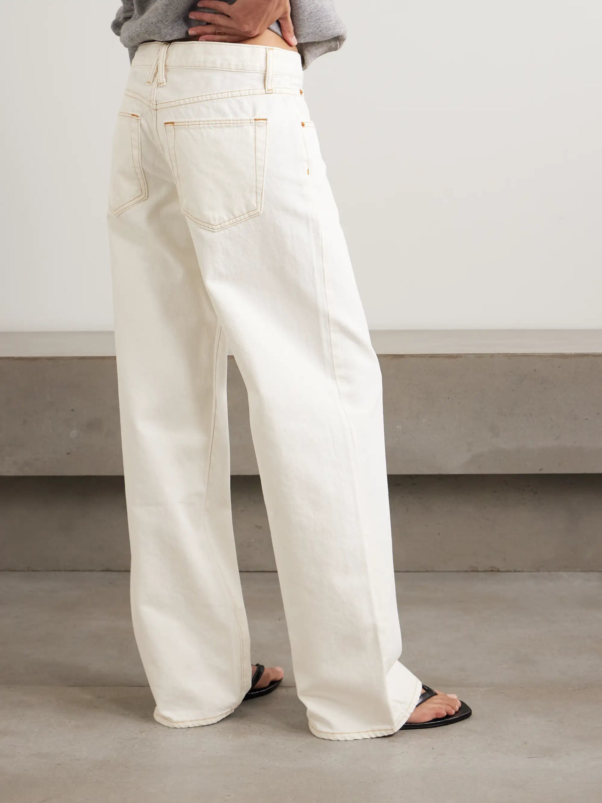 Lexi Low-rise Wide-leg Jeans