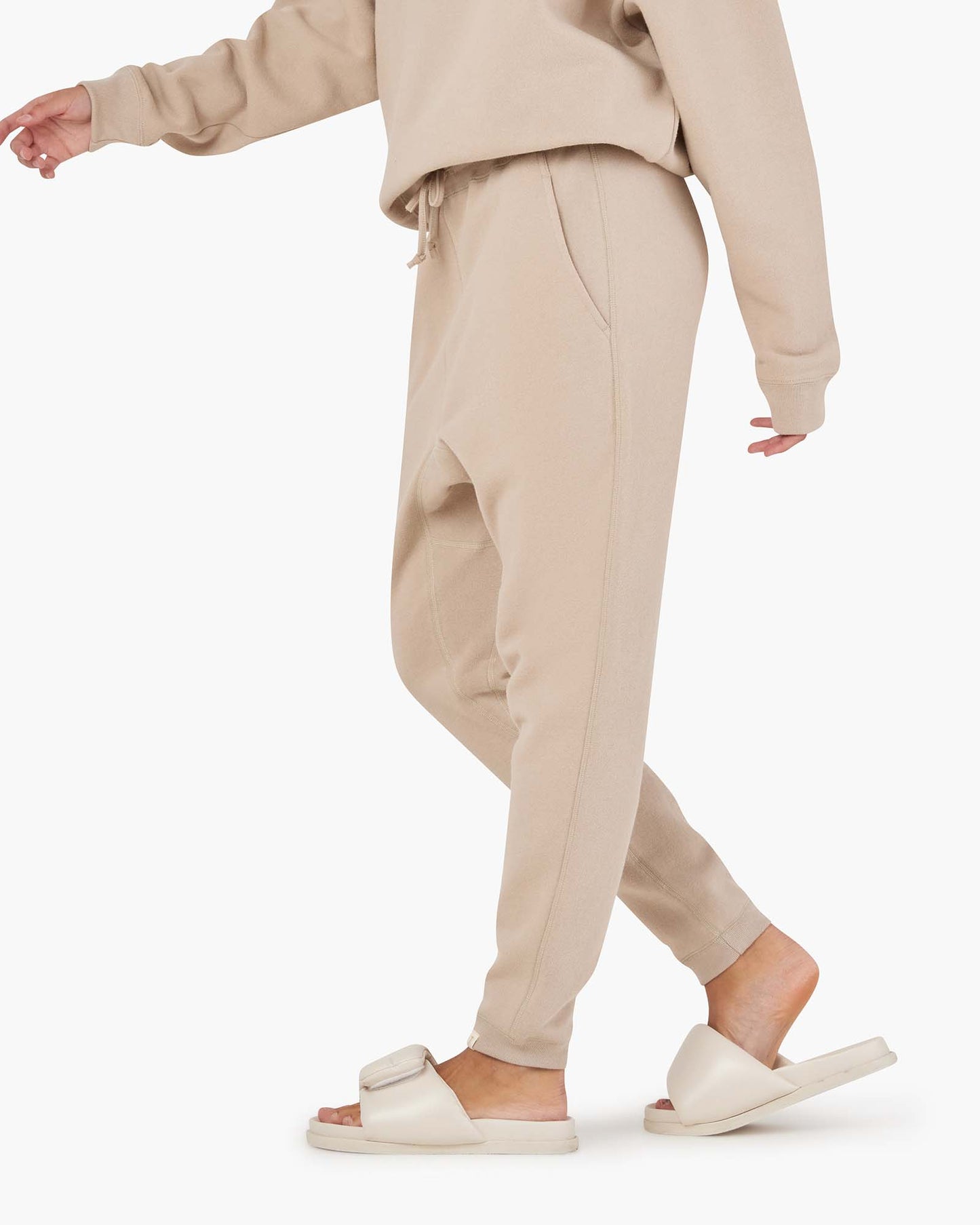 Core Fleece Jogger (Sand)