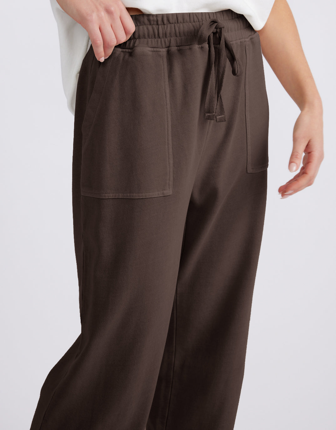 White & Co. Raw Edge Lounge Pant Washed (Chocolate)