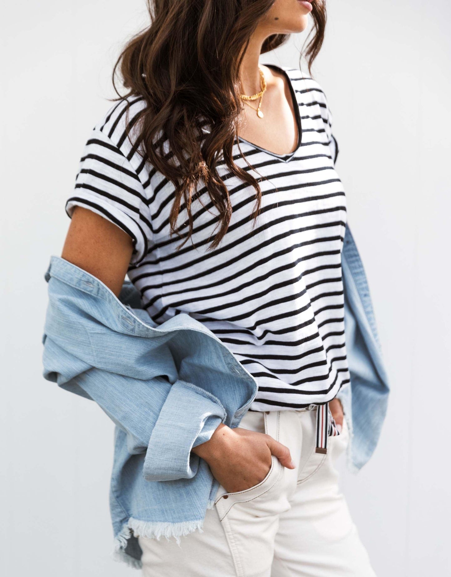 White & Co. Original V Neck T-Shirt (Black/White Stripe)