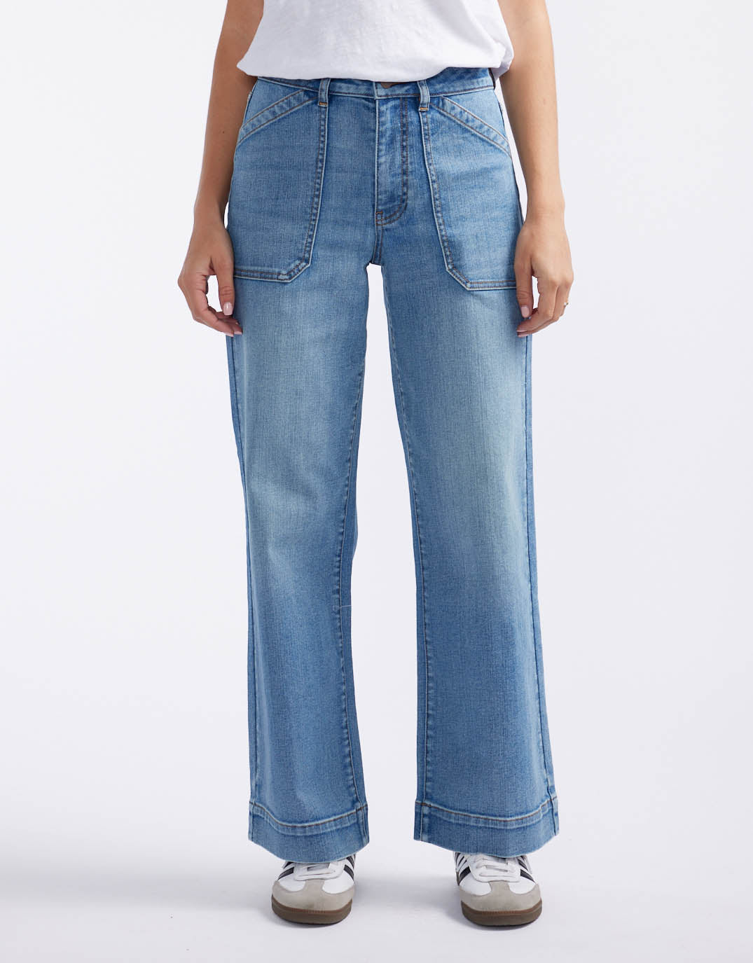 White & Co. Catalina Wide Leg Jeans (Mid Wash)