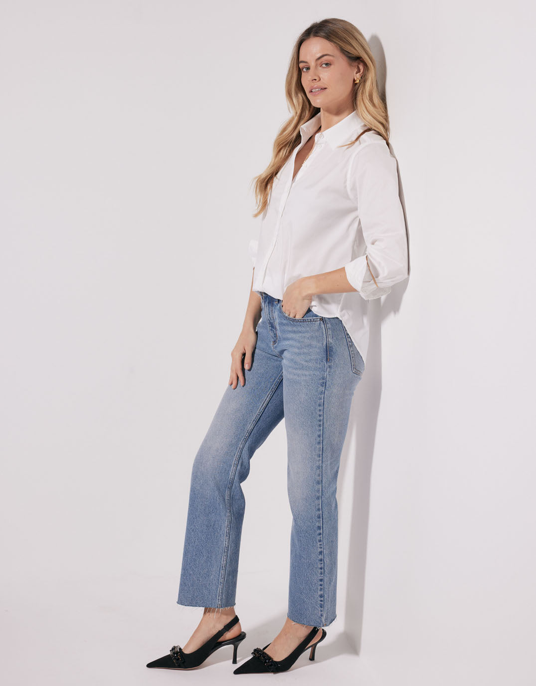 White & Co. Charlotte Straight Leg Jean (Mid Wash)