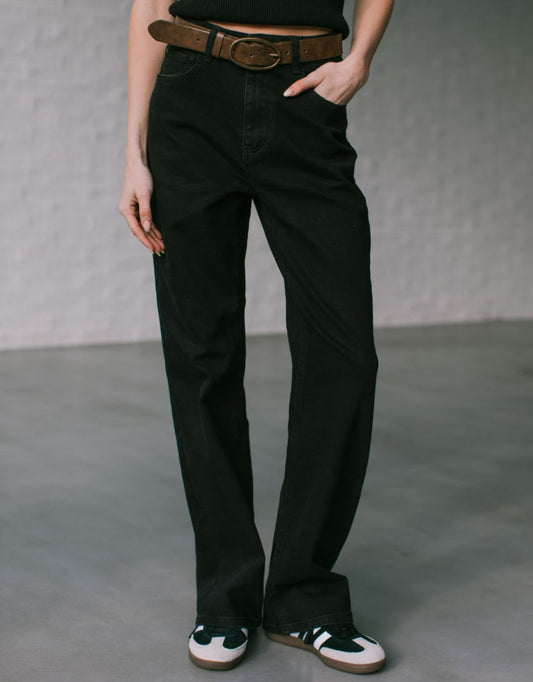 Image of Jeans. Productname: Dara Straight Jean - in Black colour by brand - 132 Fashion