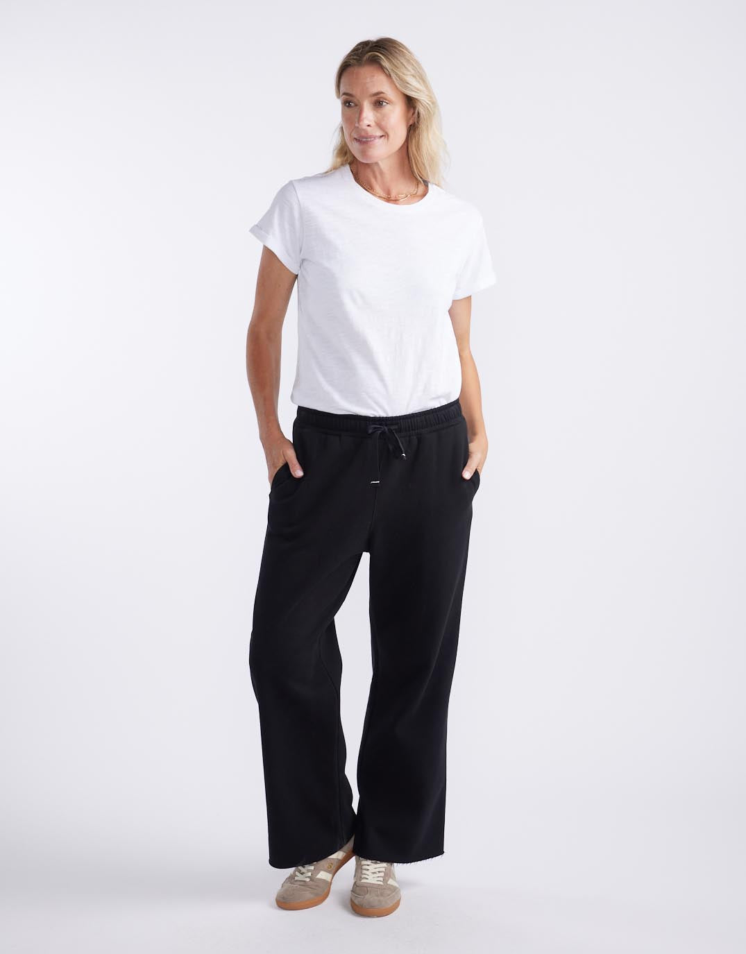 White & Co. Fleece Lounger Pant (Black)