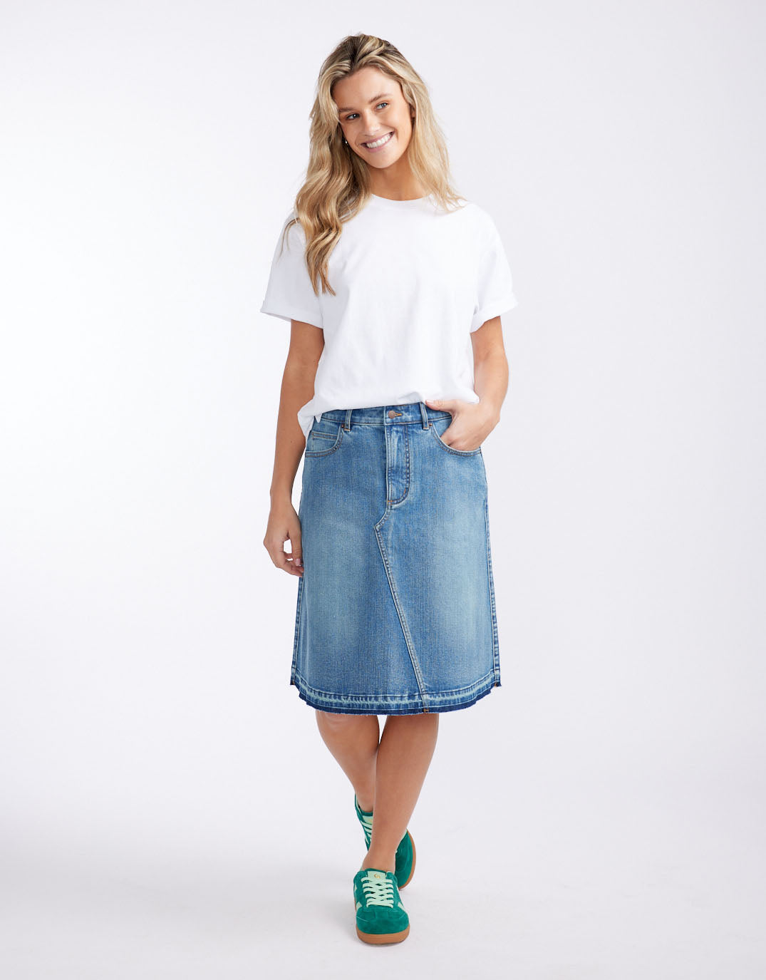 White & Co. Holly Denim Skirt (Mid Wash)