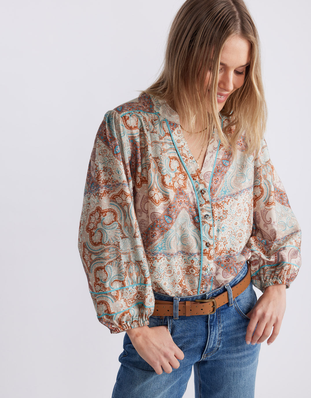 White & Co. Mila Blouse (Shoreline Paisley)
