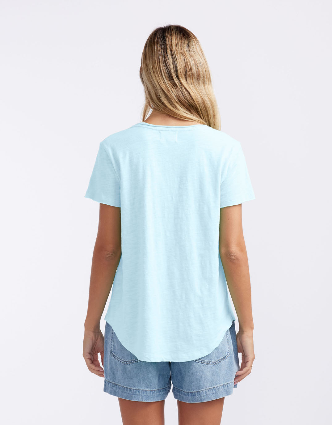White & Co. Original V Neck T-Shirt (Ice Blue)