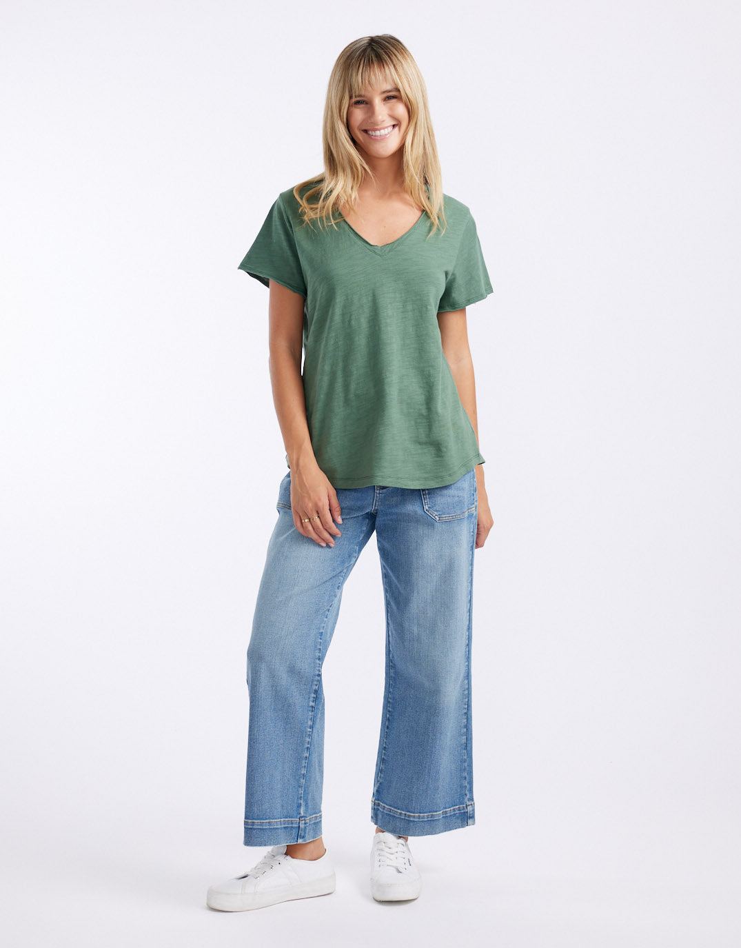 White & Co. Original V Neck T-Shirt (Thyme)