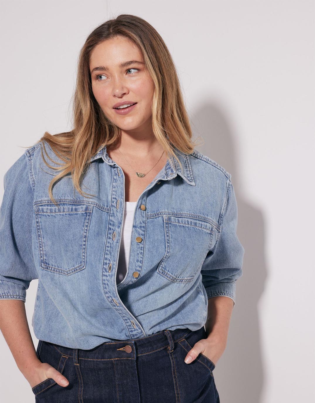 White & Co. Claudia Relaxed Shirt (Mid Wash)