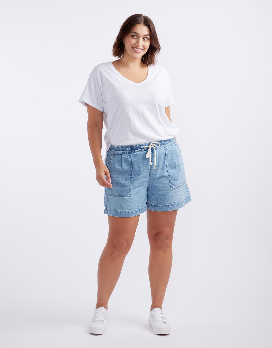 White & Co. Coco Denim Short (Mid Wash)