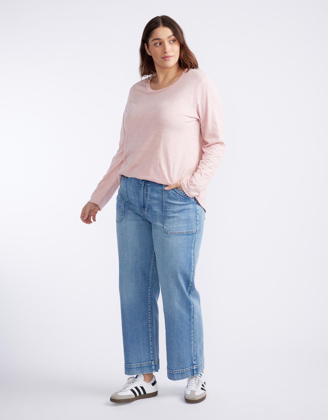 White & Co. Essential Scoop Hem Long Sleeve T-shirt (Dusty Rose)