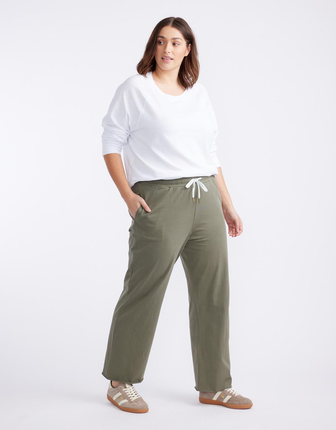 White & Co. The Lounger Pant (Khaki)