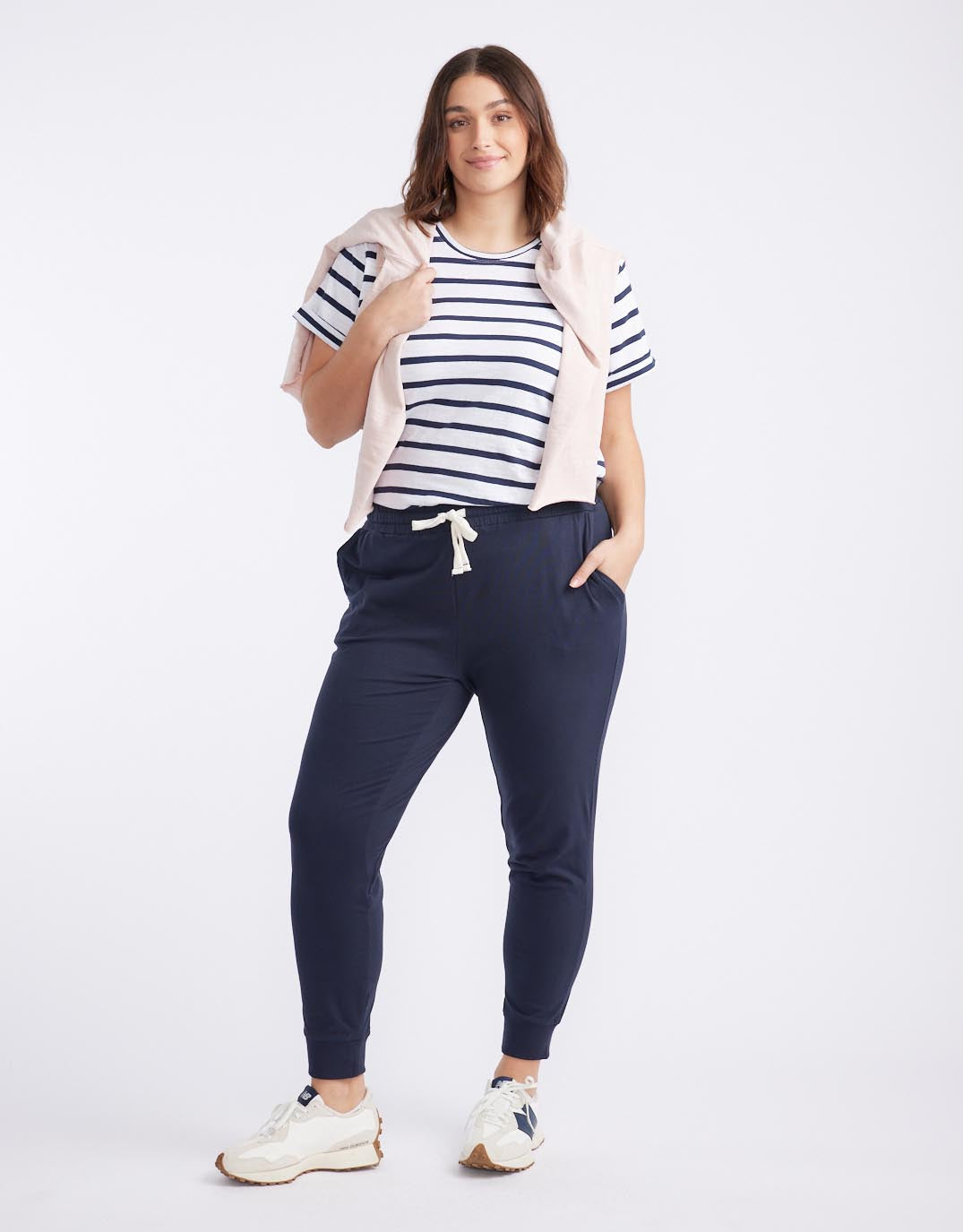 White & Co. The Sunday Lounge Pant (Navy)