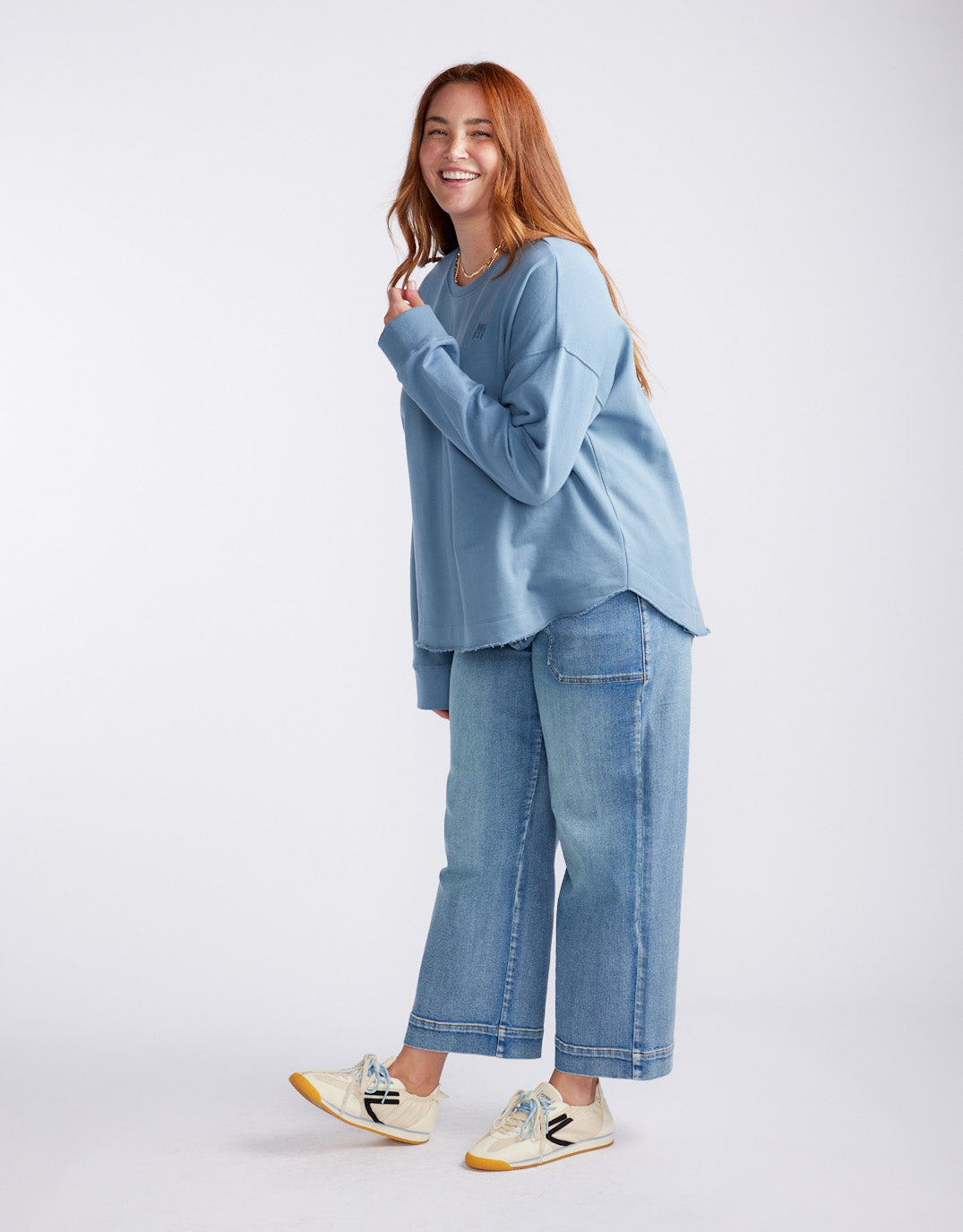 White & Co. Staple Scoop Hem Sweat (Denim)