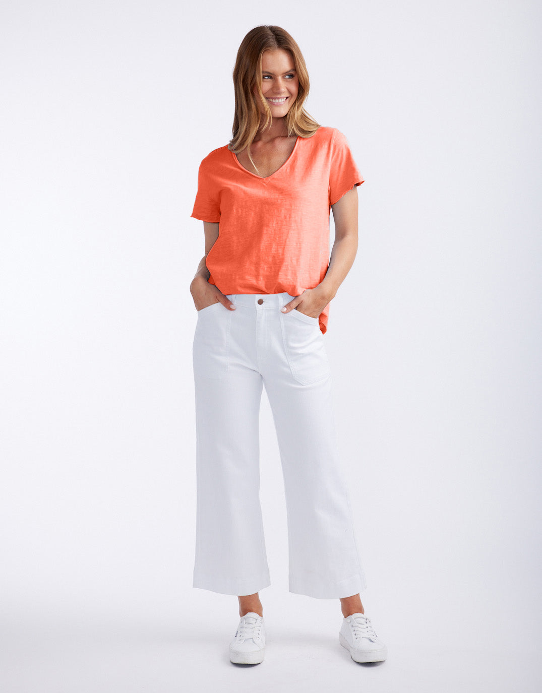 White & Co. Original V Neck T-Shirt (Melon)