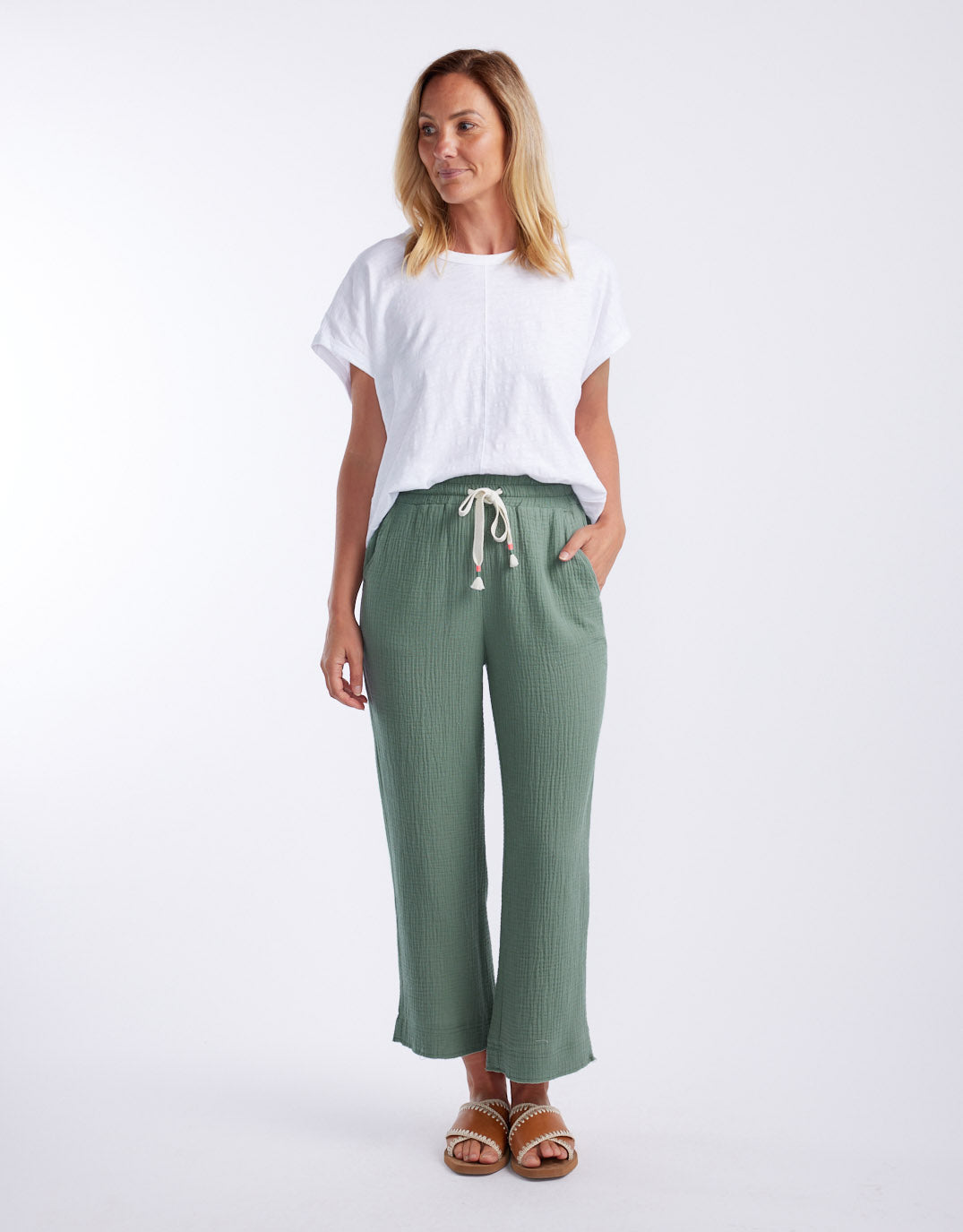 White & Co. The Coastal Pant (Sage)