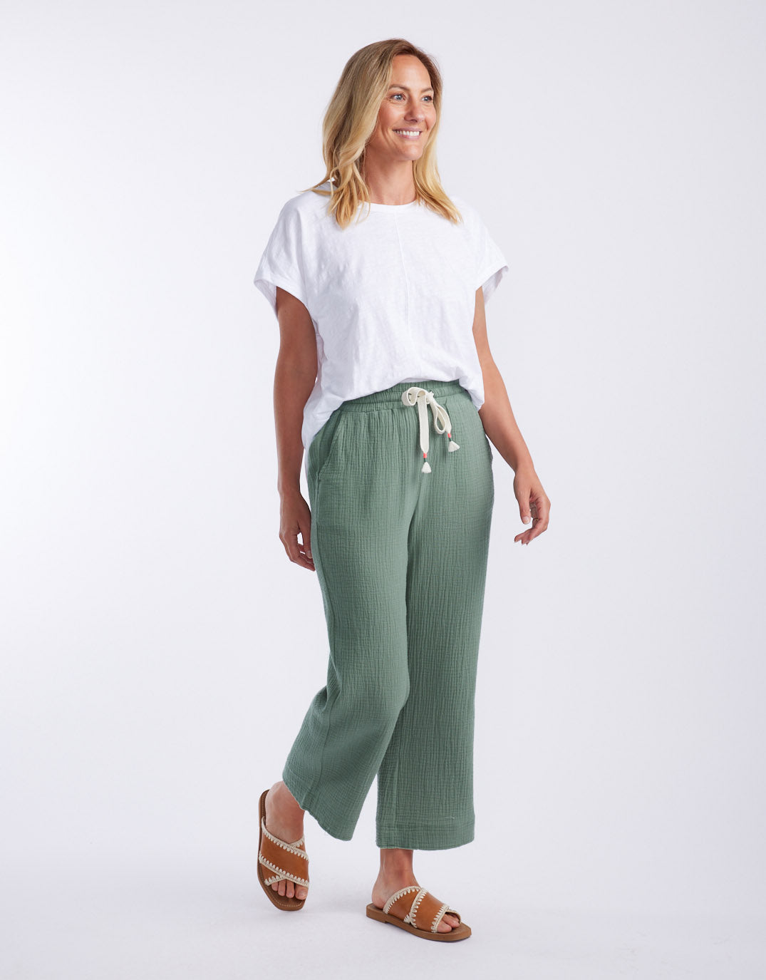White & Co. The Coastal Pant (Sage)