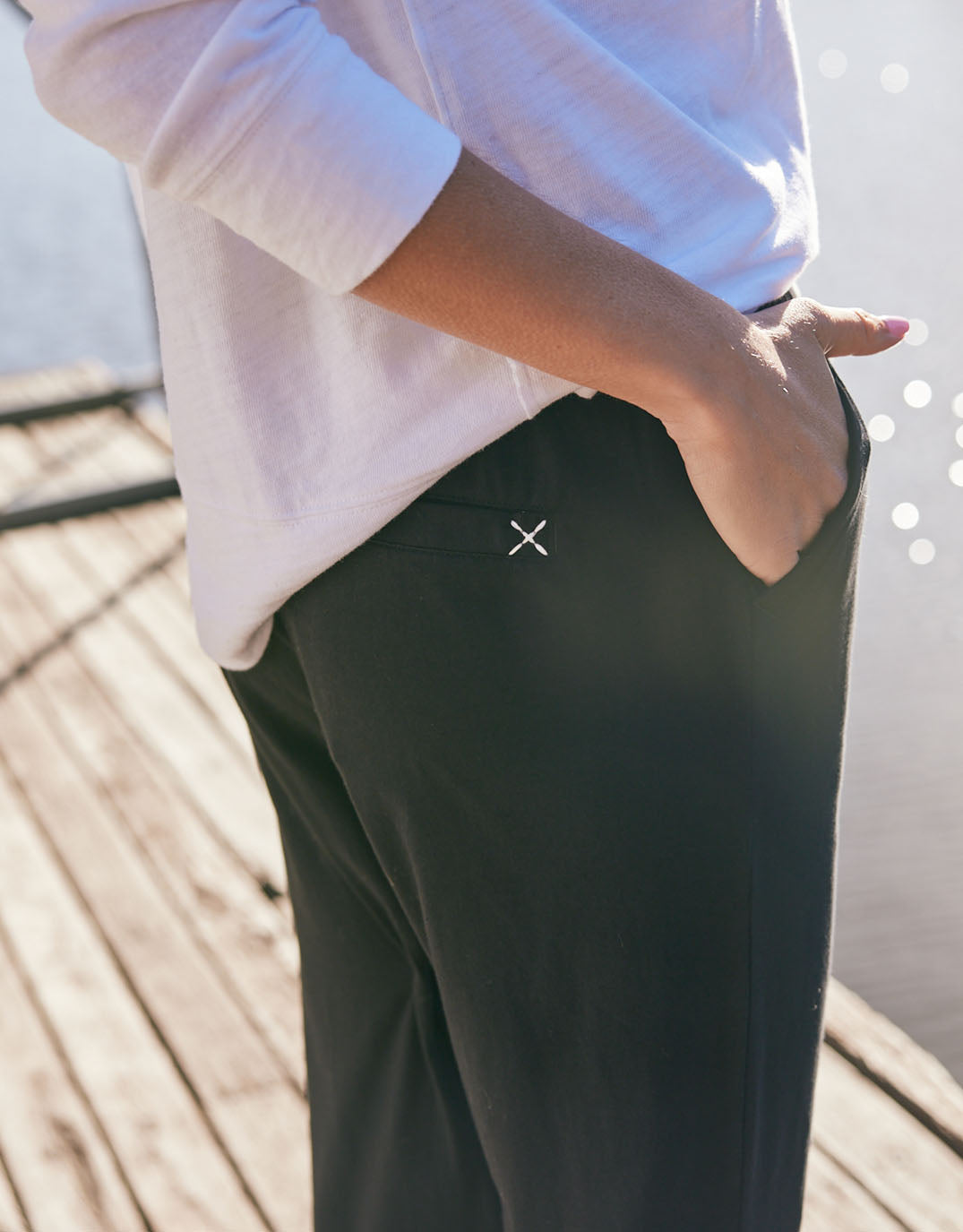 White & Co. The Sunday Lounge Pant (Black)