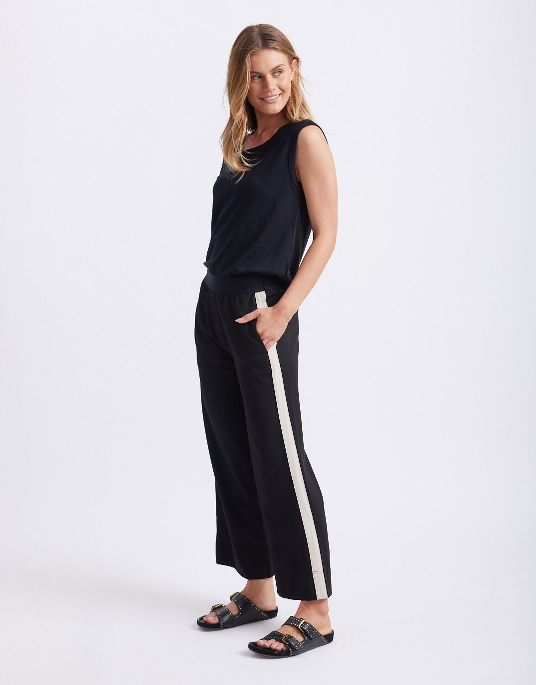White & Co. Timeless 7/8 Ponte Pant (Black/Beige Stripe)