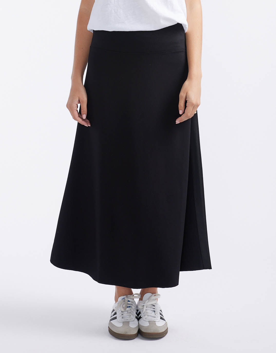 White & Co. Timeless Ponte Midi Skirt (Black)
