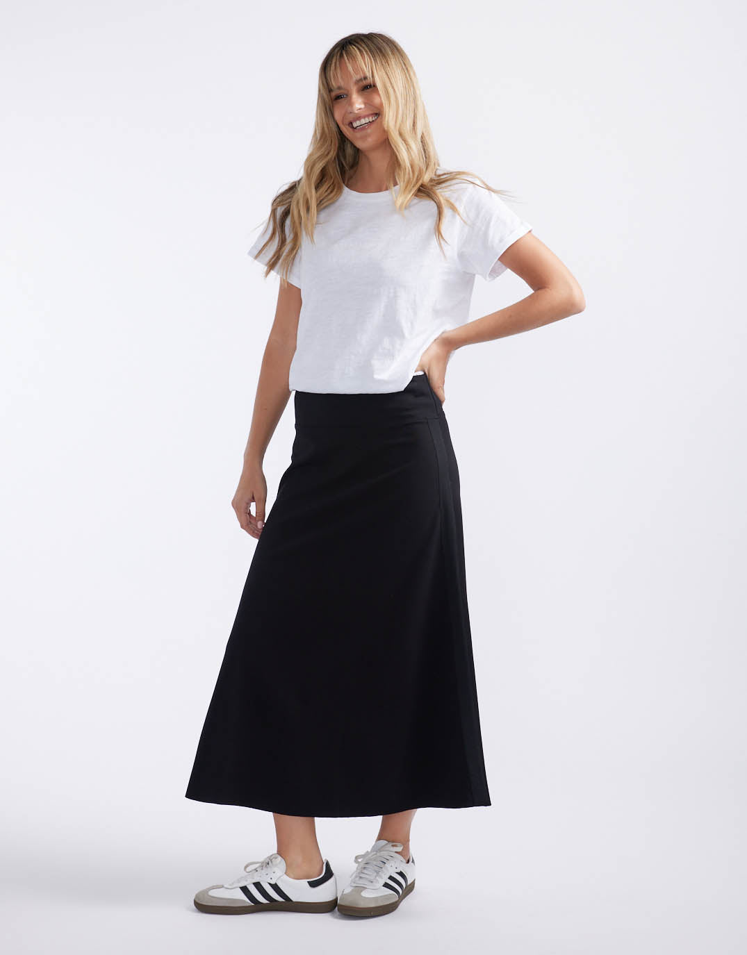 White & Co. Timeless Ponte Midi Skirt (Black)