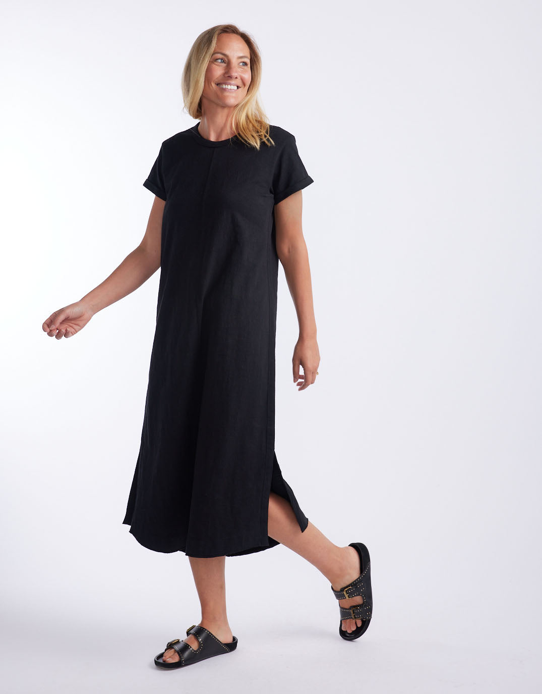 White & Co. Turn Back Tee Midi Dress (Black)